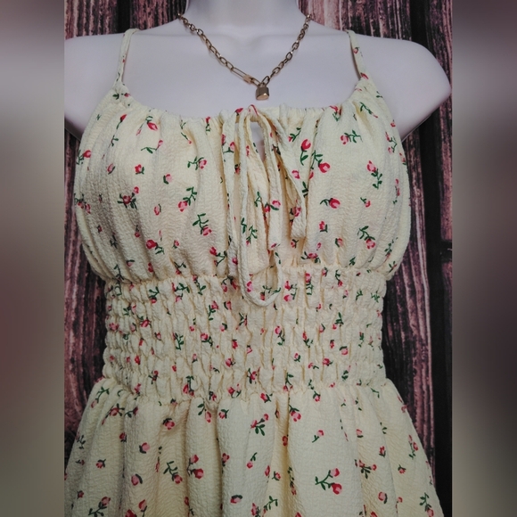 Speing Yellow Floral Print Summer Dress - Picture 4 of 4
